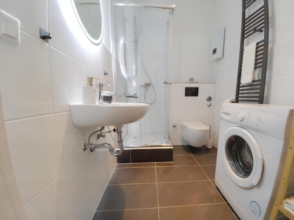 Milpau Recklinghausen1 - Modernes Und Zentrales Premium-Apartment Mit Queensize-Bett, Netflix, Nespresso, Smart-Tv Und Privatparkplatz Exterior foto